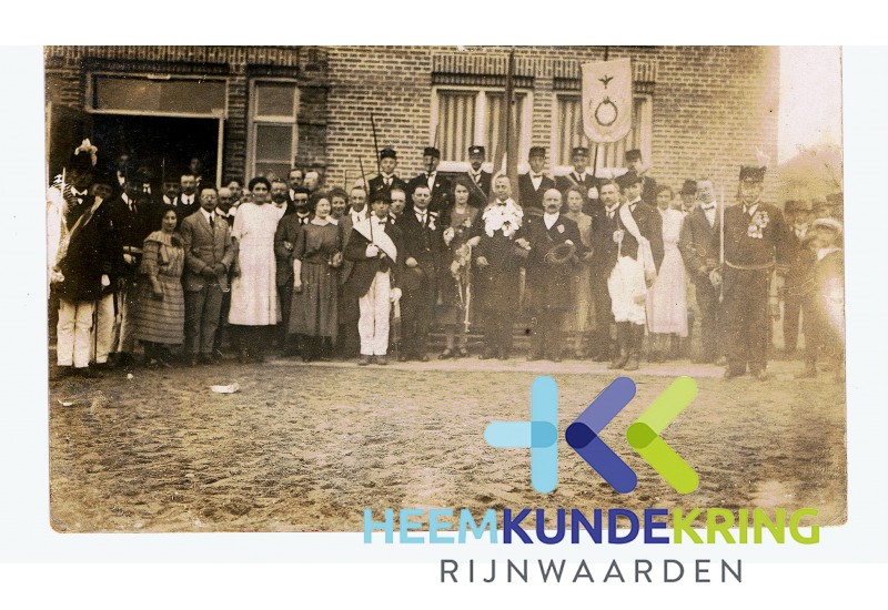 1923-0574 (2)